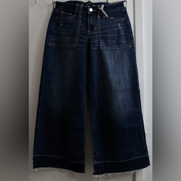 Hollister Low-Rise Denim Culottes (0R/W24, Dark Wash) - Picture 1 of 4